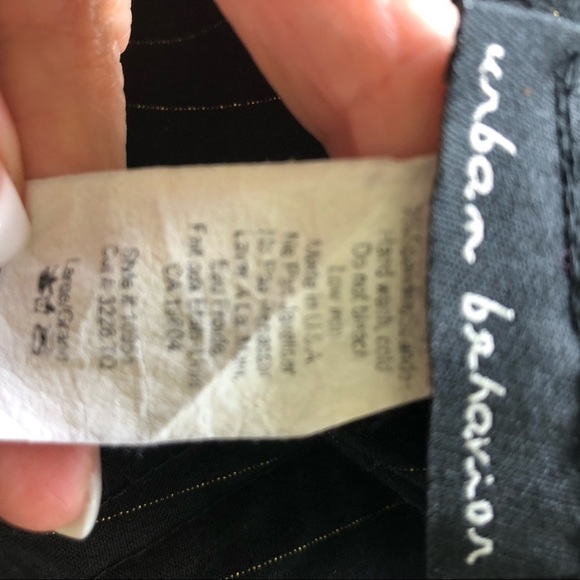 Urban Behaviour Cuffed Shorts​​ - Picture 8 of 8